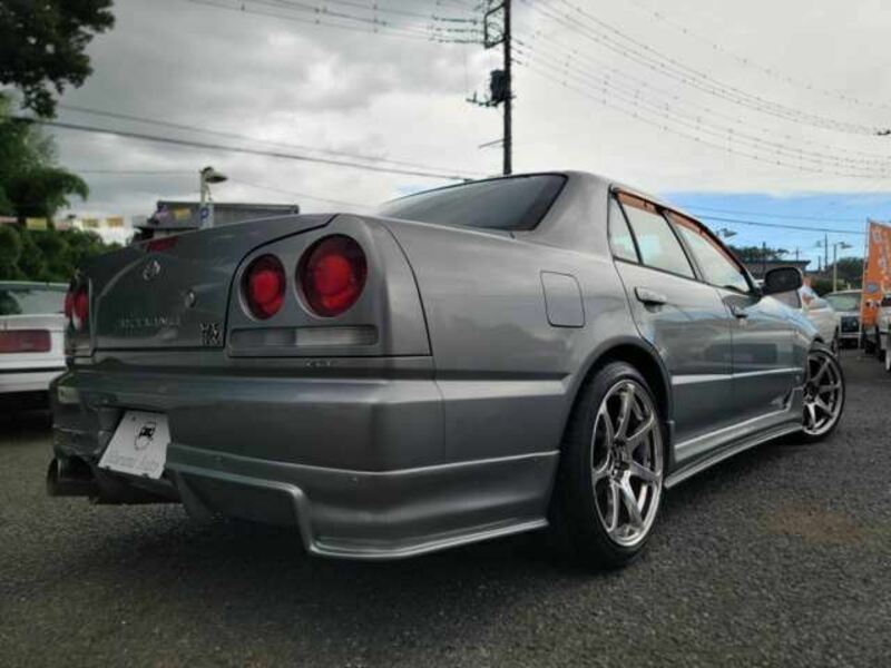 SKYLINE