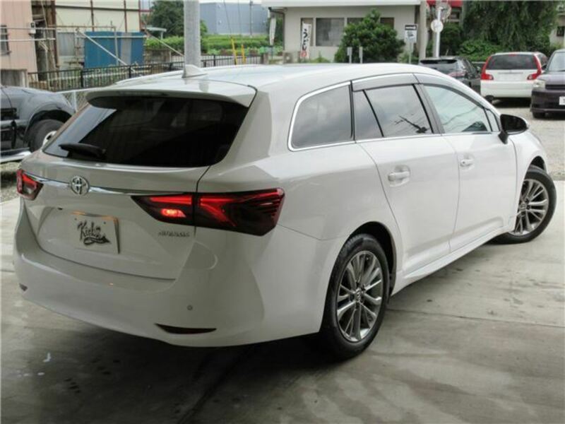 AVENSIS WAGON