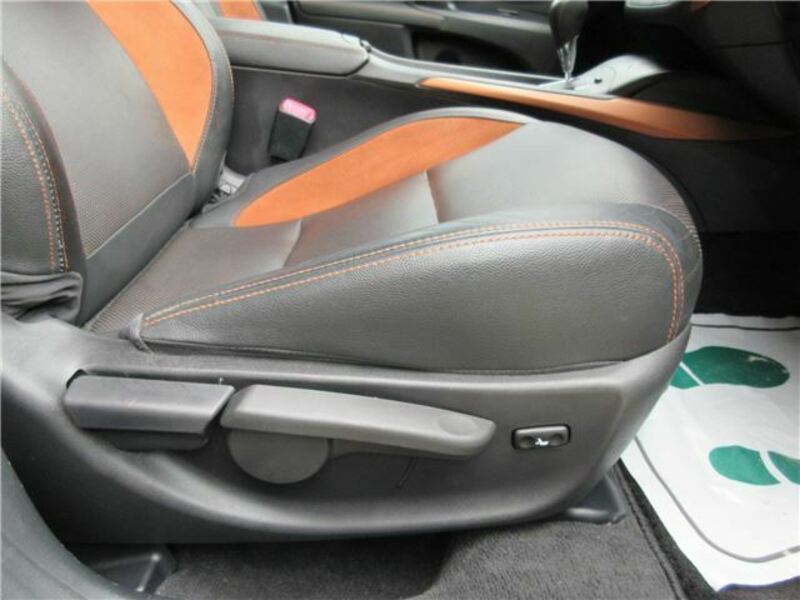 AVENSIS WAGON