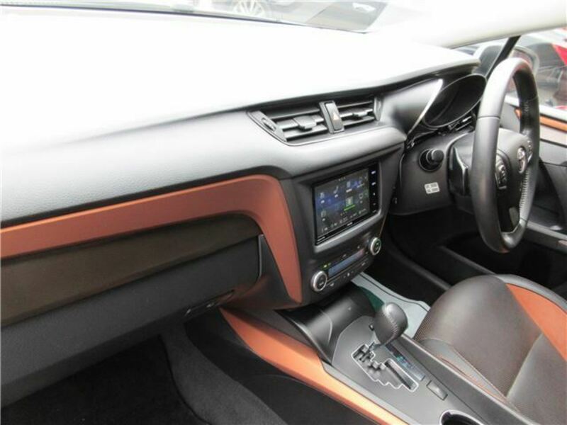 AVENSIS WAGON