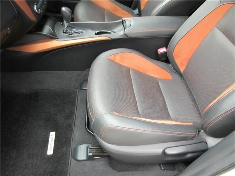 AVENSIS WAGON