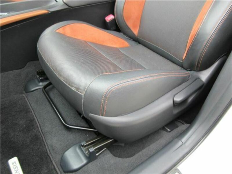 AVENSIS WAGON