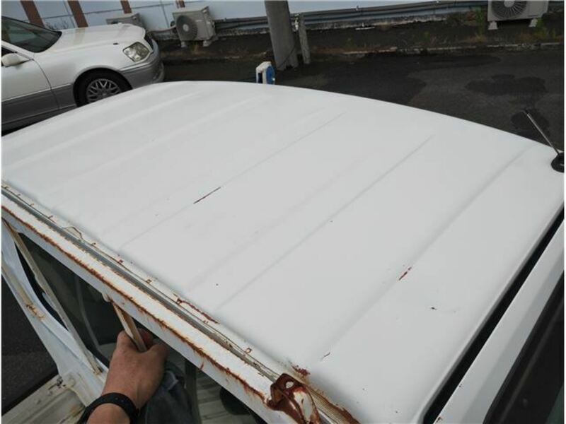 CLIPPER TRUCK