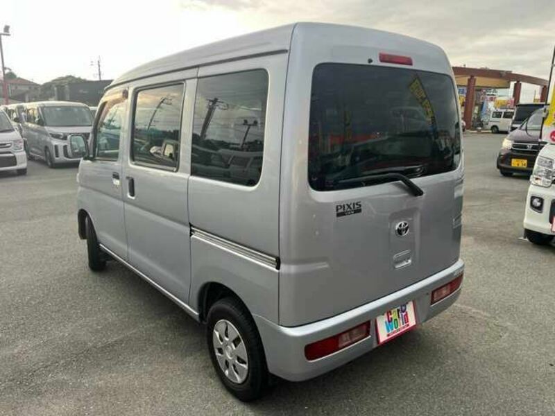 PIXIS VAN
