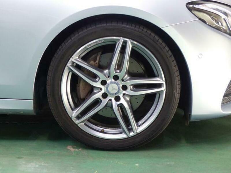 E-CLASS