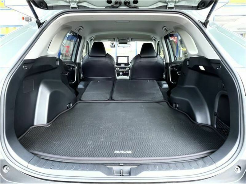 RAV4