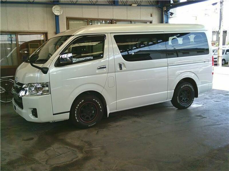 HIACE