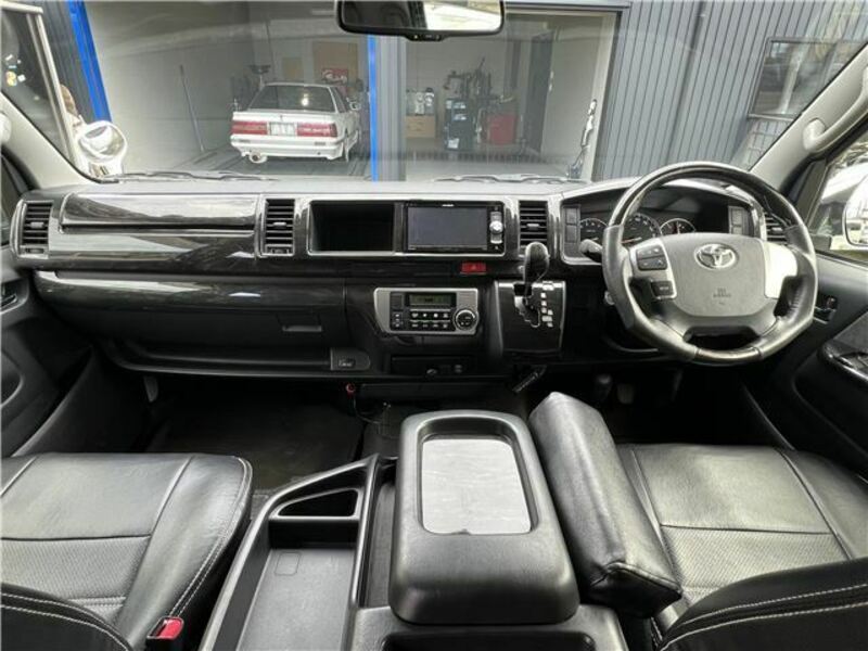 HIACE