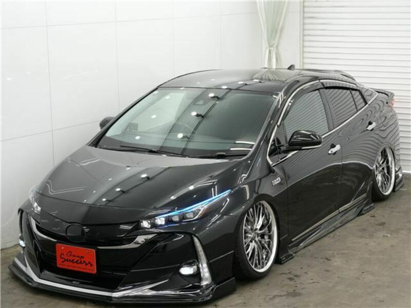 PRIUS PHV