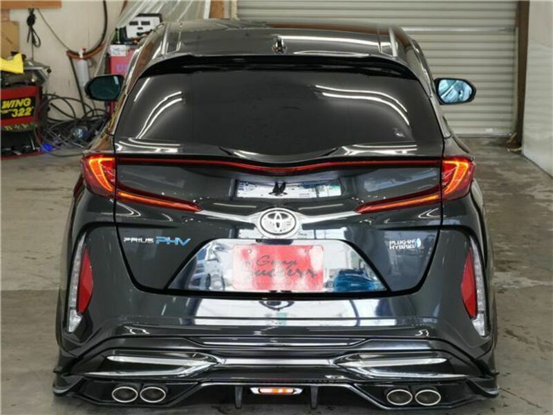 PRIUS PHV