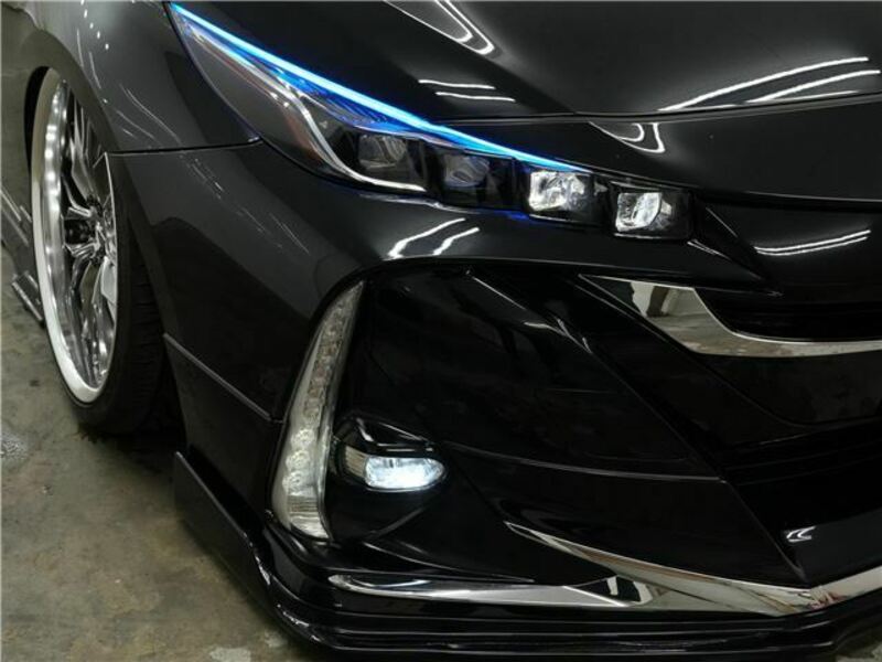 PRIUS PHV