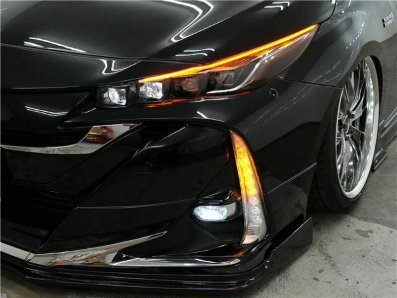 PRIUS PHV