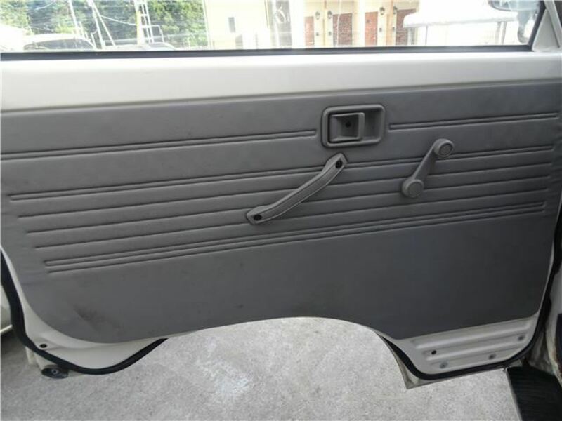 BONGO VAN