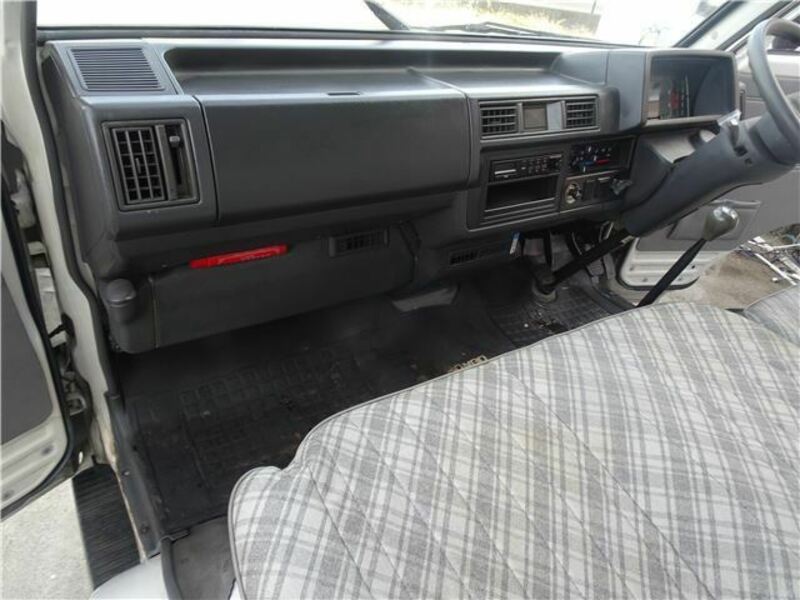 BONGO VAN