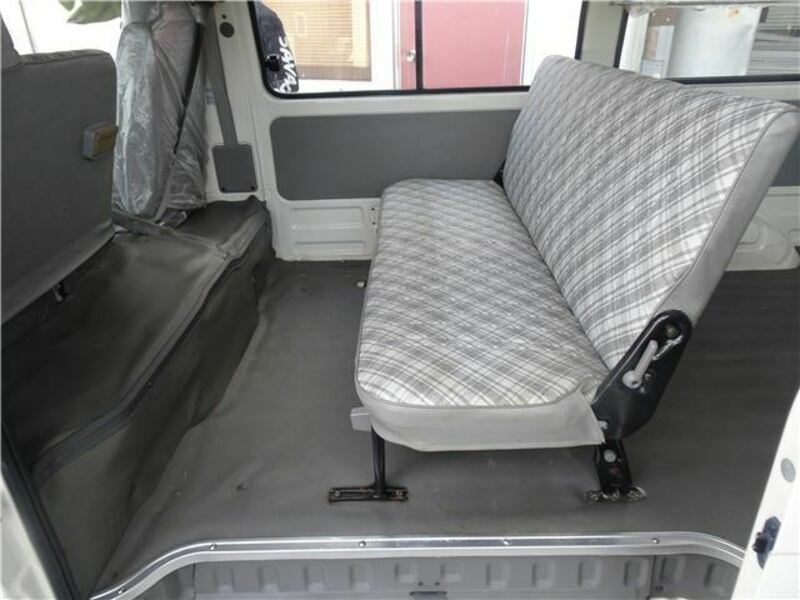 BONGO VAN