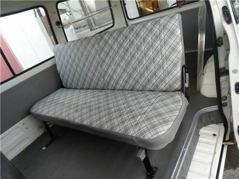 BONGO VAN