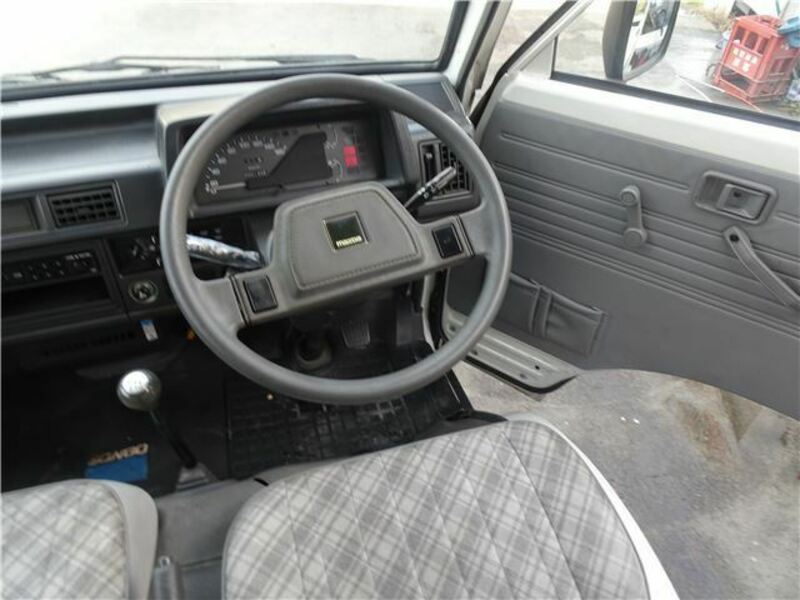 BONGO VAN