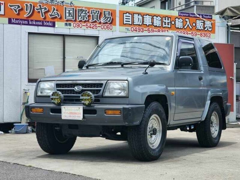 DAIHATSU ROCKY