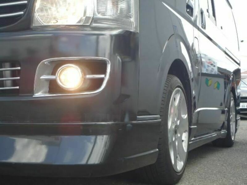 HIACE VAN