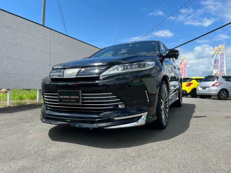TOYOTA HARRIER