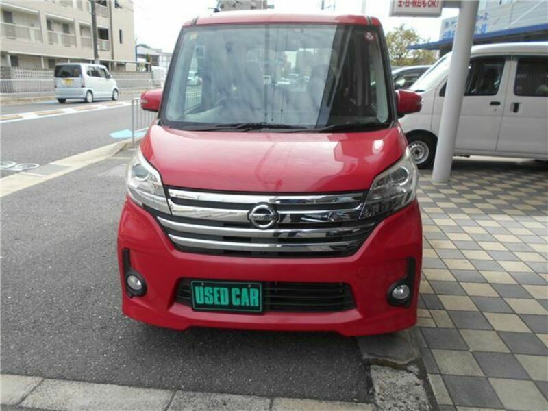 NISSAN DAYZ ROOX