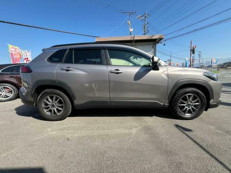COROLLA CROSS