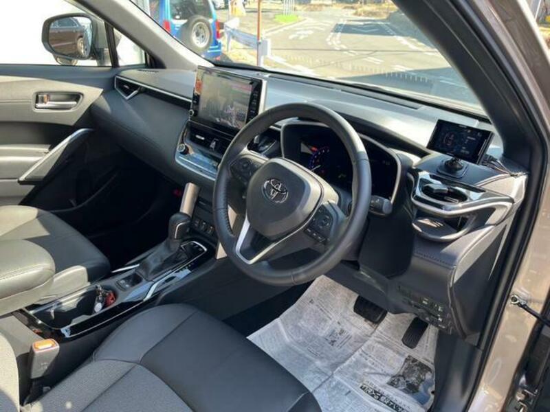 COROLLA CROSS