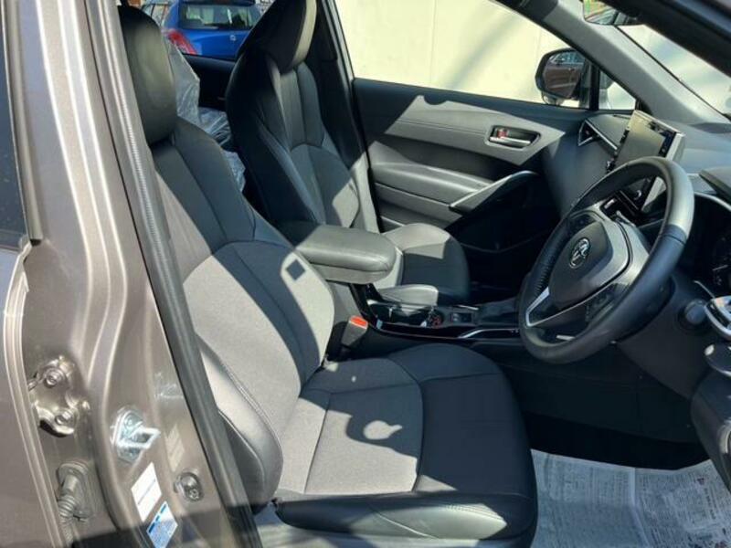 COROLLA CROSS