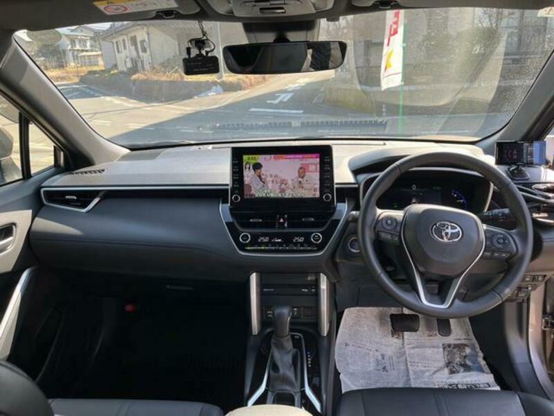 COROLLA CROSS