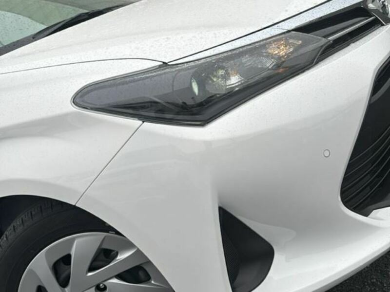 COROLLA AXIO