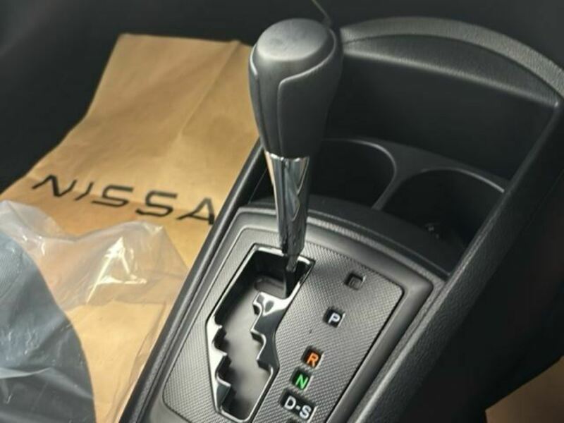 COROLLA AXIO