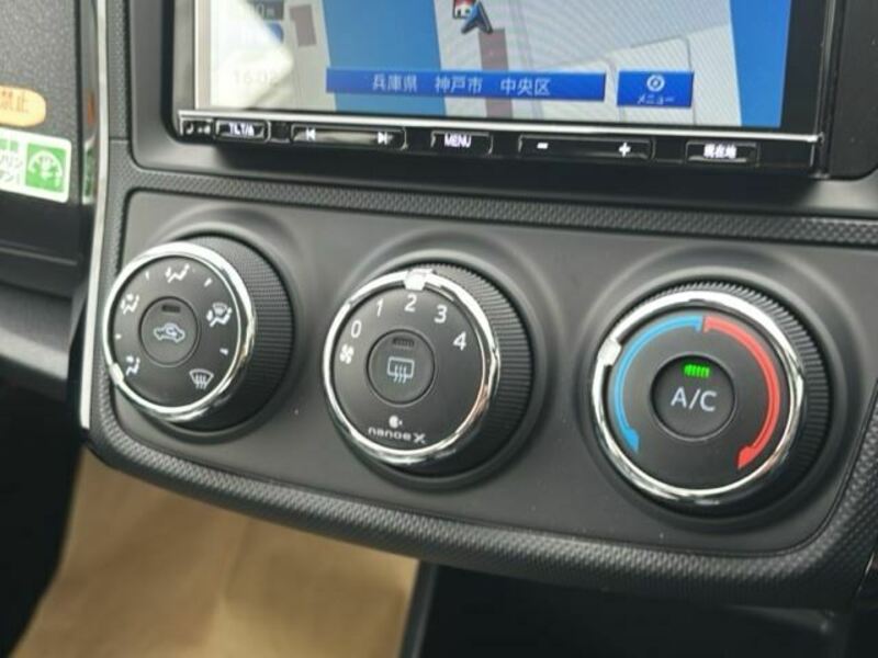 COROLLA AXIO