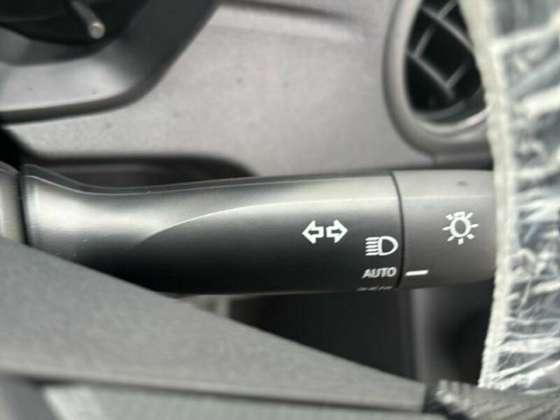 COROLLA AXIO