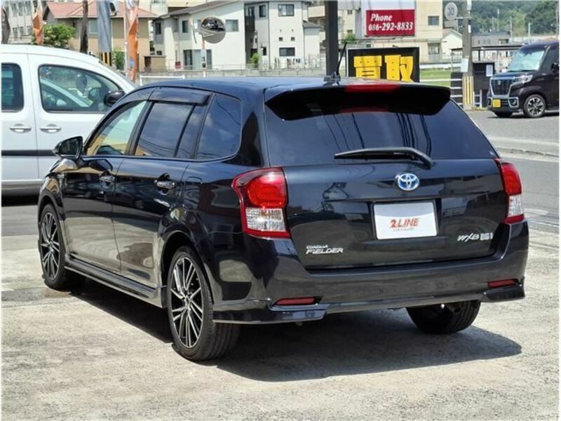 COROLLA FIELDER