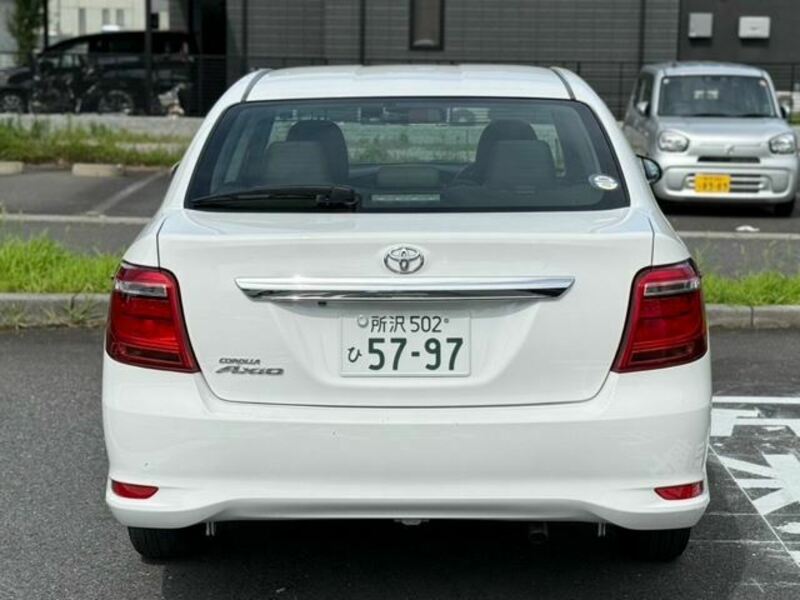 COROLLA AXIO