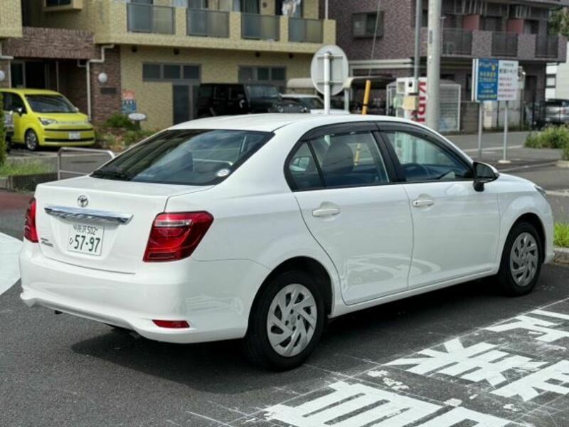 COROLLA AXIO