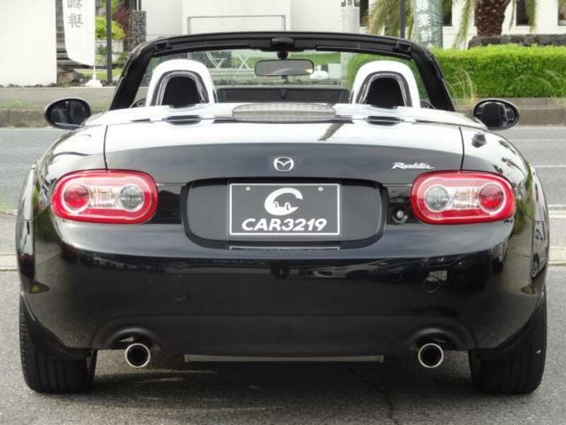 ROADSTER