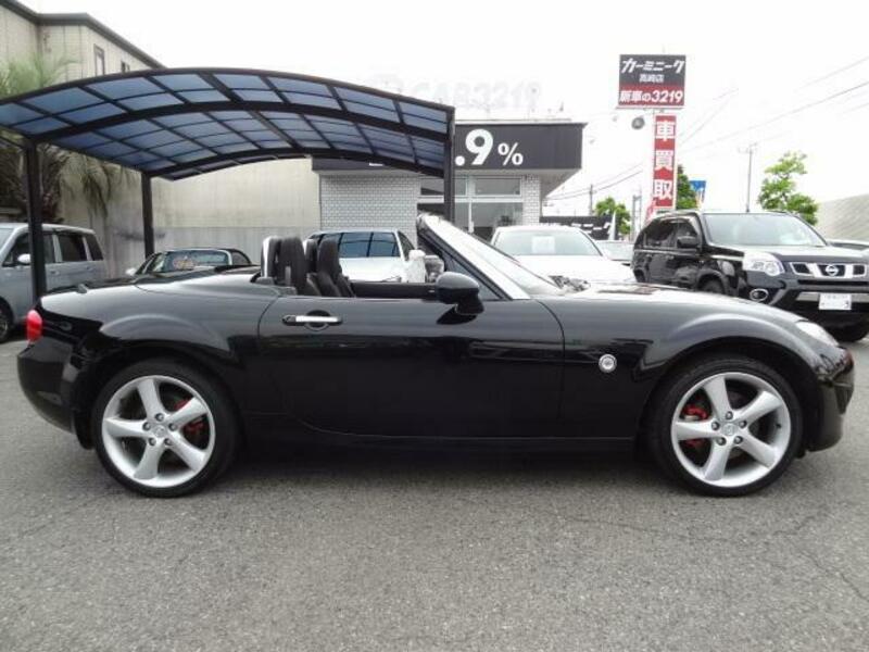 ROADSTER