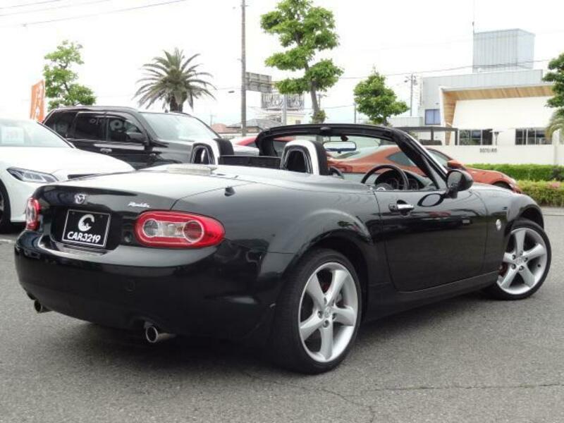 ROADSTER