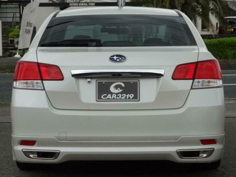 LEGACY B4