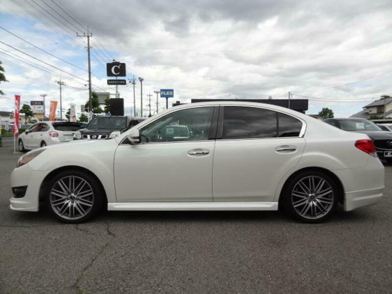 LEGACY B4