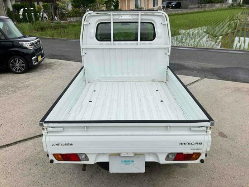 MINICAB TRUCK