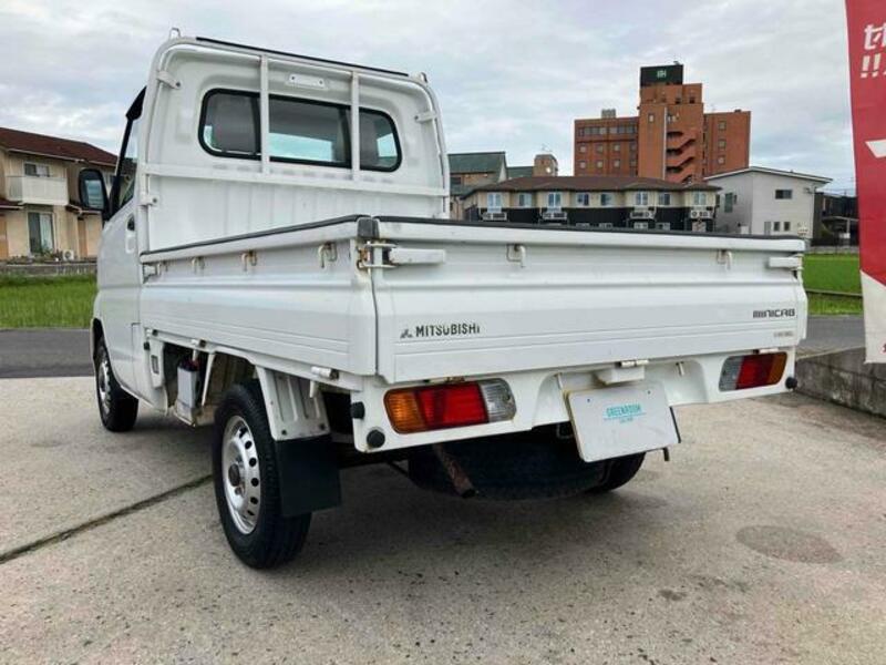 MINICAB TRUCK