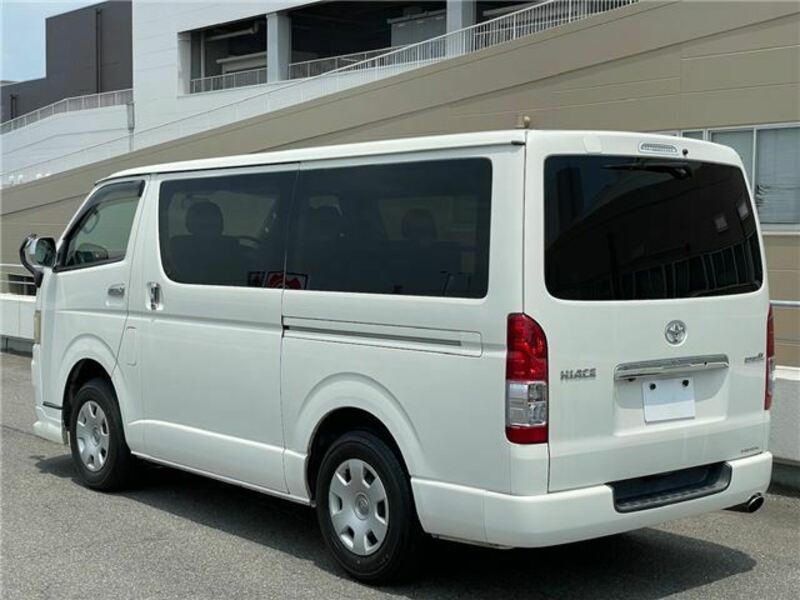 HIACE