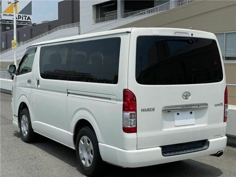 HIACE