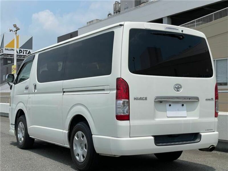 HIACE