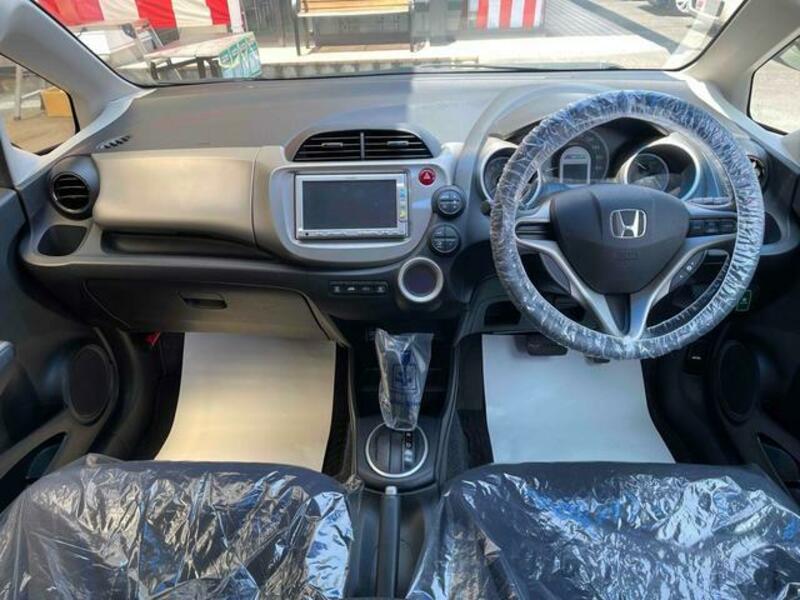 FIT HYBRID