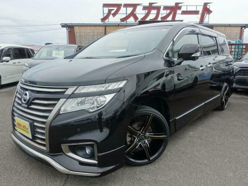 NISSAN ELGRAND