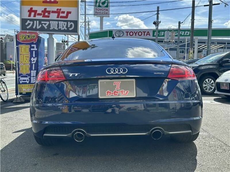 TT