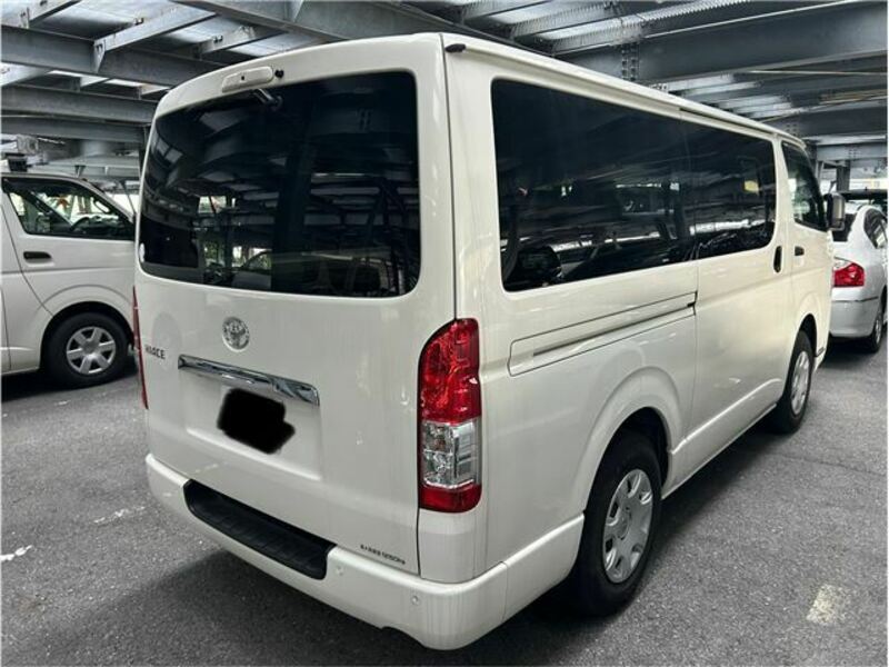 HIACE VAN